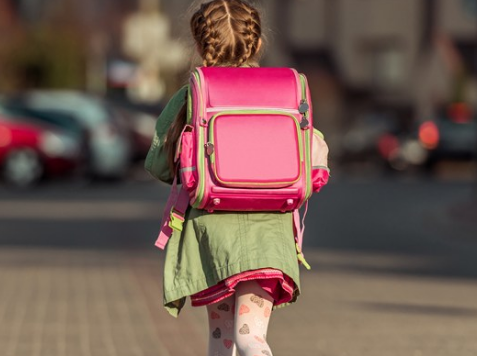 寶寶幼兒園開學(xué)第一天的說說 寶寶幼兒園開學(xué)第一天短句語錄