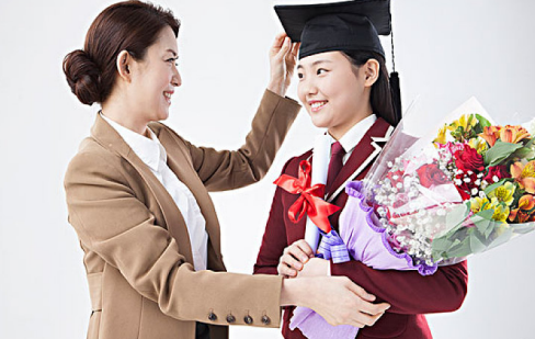 孩子畢業(yè)老師寄語 老師給畢業(yè)學(xué)生的祝福語