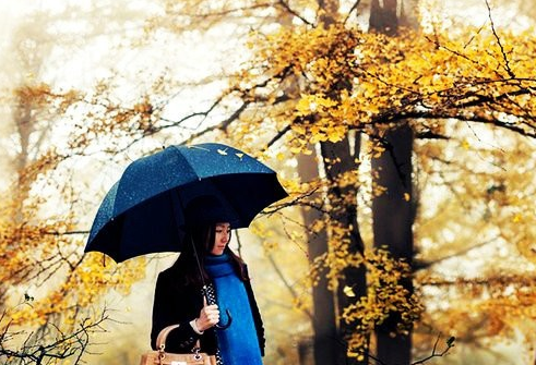 第一場秋雨朋友圈心情說說 關于秋雨的心情感慨 第一場秋雨朋友圈心情說說 關于秋雨的心情感慨