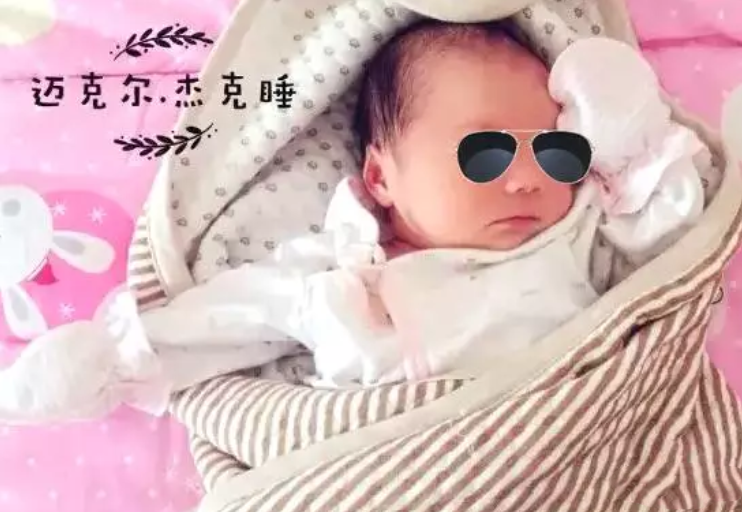 立秋后該怎么給寶寶蓋被子 天氣轉(zhuǎn)涼了如何給寶寶蓋被子