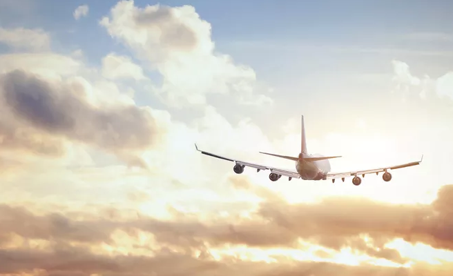 第一次帶寶寶坐飛機怎么發朋友圈 第一次帶寶寶坐飛機朋友圈說說 第一次帶寶寶坐飛機怎么發朋友圈 第一次帶寶寶坐飛機朋友圈說說