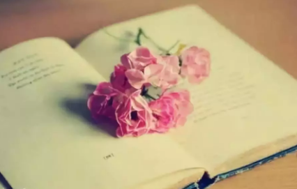 2019教師節(jié)朋友圈說(shuō)說(shuō)配文 教師節(jié)朋友圈祝福語(yǔ)大全