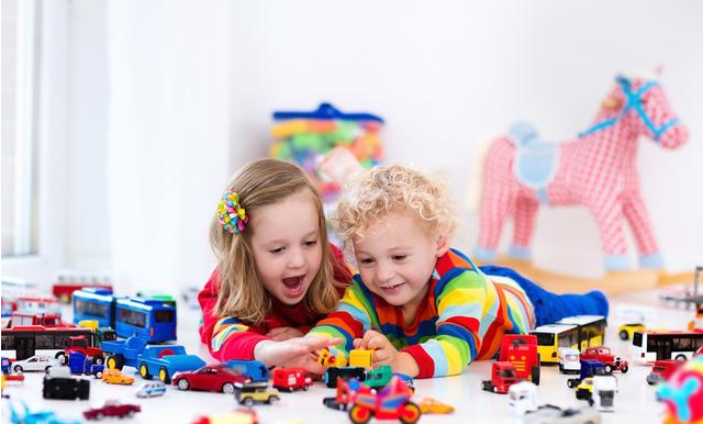 孩子可怕的兩歲主要表現(xiàn)在什么地方 家長如何應(yīng)對兩歲叛逆期的孩子