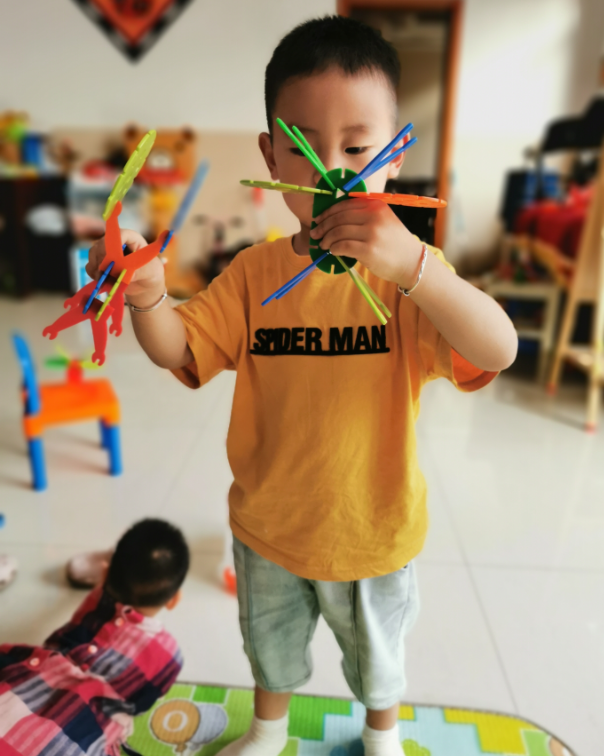 孩子上幼兒園心情表達 媽媽表達心情的說說幼兒園