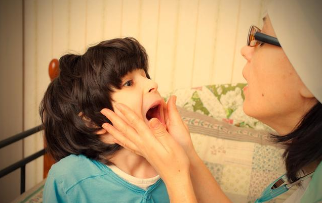 孩子腺樣體肥大要手術切除嗎 腺樣體肥大手術有什么風險 孩子腺樣體肥大要手術切除嗎 腺樣體肥大手術有什么風險