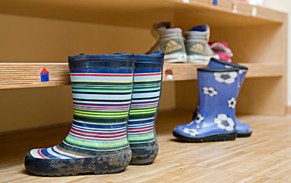 寶寶三歲前要上幼兒園嗎 三歲起上幼兒園好嗎 寶寶三歲前要上幼兒園嗎 三歲起上幼兒園好嗎