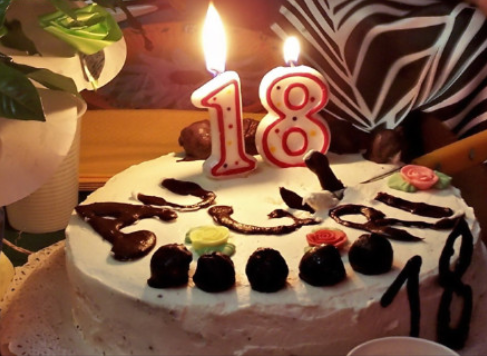 18歲成人了的朋友圈心情說說 18歲成人了的朋友圈怎么發