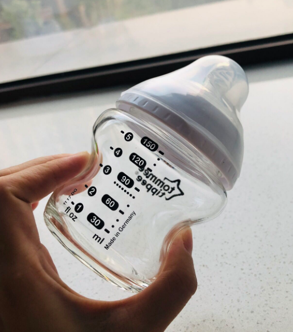 湯美星奶瓶孩子抓著會(huì)不會(huì)掉 湯美星奶瓶質(zhì)量怎么樣 湯美星奶瓶孩子抓著會(huì)不會(huì)掉 湯美星奶瓶質(zhì)量怎么樣