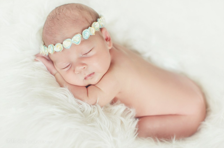 孩子不吃奶是怎么回事 孩子每天要吃多少奶