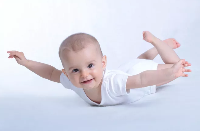 為什么現在男孩出生率比女孩高 男孩出生率高于女孩的原因