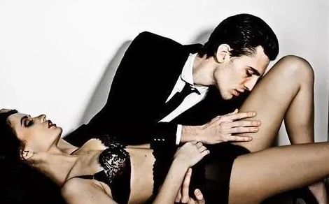 女性高潮時有哪些特征表現 性高潮對女性有什么好處 女性高潮時有哪些特征表現 性高潮對女性有什么好處