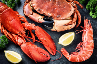 螃蟹不能和什么一起吃 吃螃蟹的時候不能吃水果嗎2019