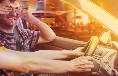 第一次自己一個(gè)人開車朋友圈說說 第一次自己一個(gè)人開車心情語錄 第一次自己一個(gè)人開車朋友圈說說 第一次自己一個(gè)人開車心情語錄