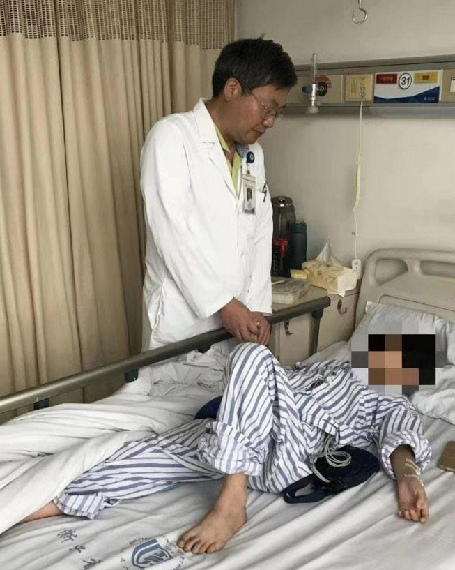 趕暑假作業(yè)趕出心臟病是怎么回事 趕暑假作業(yè)趕出心臟病是作業(yè)太多了嗎 趕暑假作業(yè)趕出心臟病是怎么回事 趕暑假作業(yè)趕出心臟病是作業(yè)太多了嗎