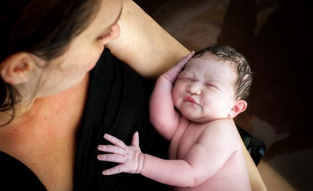 高齡女性生二胎會面臨哪些風險 女性生二胎的極限年齡是多少