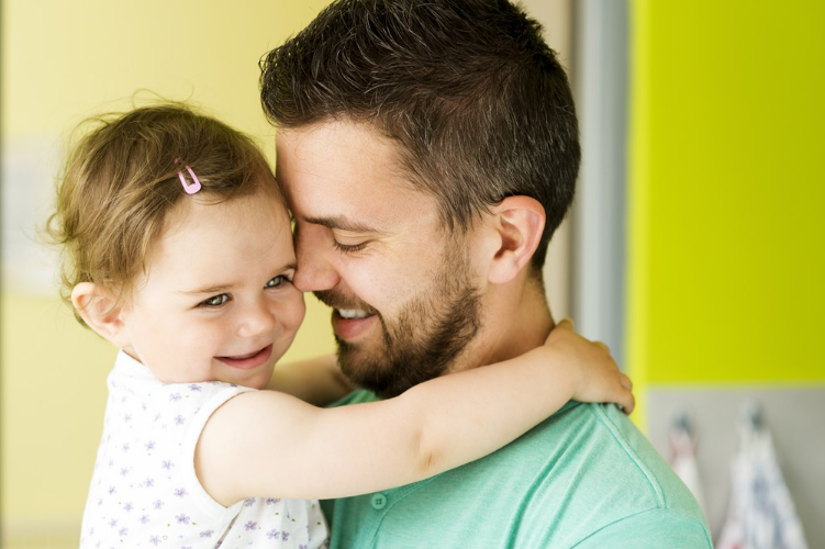 孩子秋季鼻子過敏怎么去判斷 孩子秋季過敏性鼻炎怎么辦好