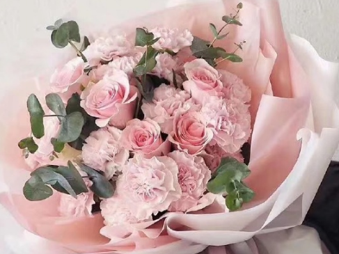 中秋節過生日朋友圈說說 中秋節生日的祝福