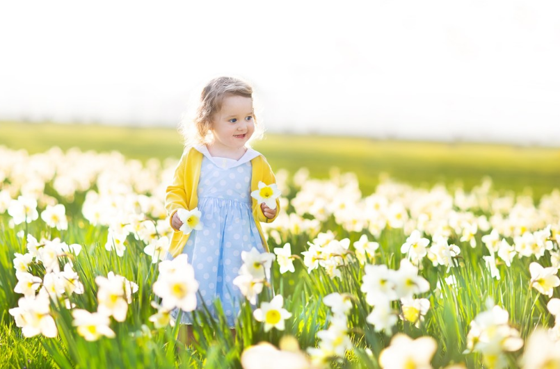 孩子黃疸曬太陽真的有用嗎 曬太陽能不能消新生兒黃疸 孩子黃疸曬太陽真的有用嗎 曬太陽能不能消新生兒黃疸