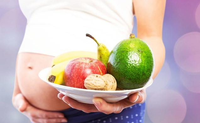 新生兒黃疸和孕婦飲食有關嗎 寶寶有黃疸怎么喂奶