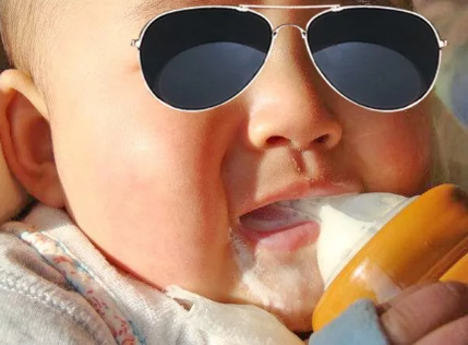 寶寶秋季斷奶腹瀉怎么辦 寶寶秋季斷奶一般在幾月份