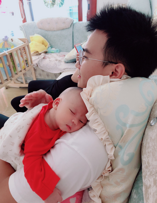 初為人父余生請多指教心情 初為人父的喜悅短句子