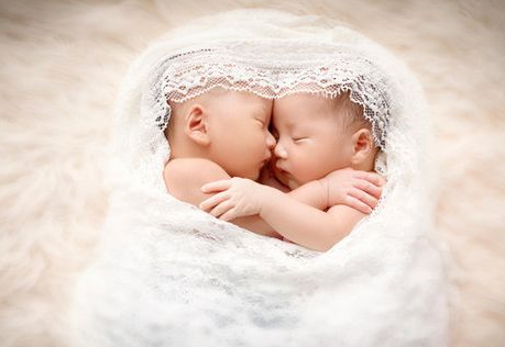 國(guó)慶節(jié)出生的孩子取什么名字好 國(guó)慶節(jié)出生的男寶寶叫什么名字好