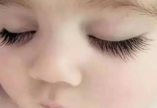 女兒遺傳爸爸的哪些地方 女兒遺傳爸爸最多的地方