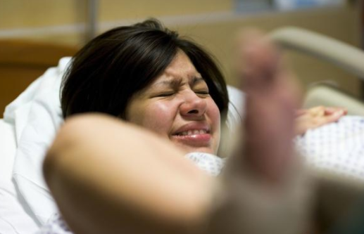 胎兒出生時間是由什么決定的 什么時候出生好