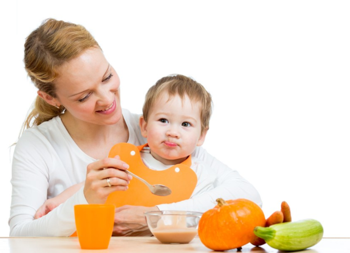 給寶寶喂飯帶來的什么危害 如何養成良好的吃飯習慣 給寶寶喂飯帶來的什么危害 如何養成良好的吃飯習慣