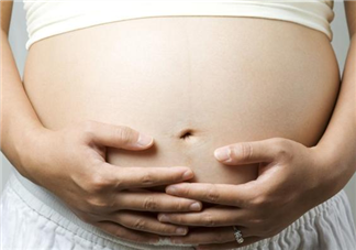 孩子生不出來的原因是什么 造成難產的原因