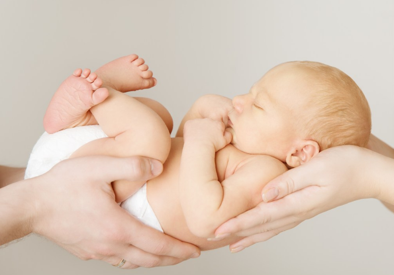 哄寶寶早點睡覺怎么做比較好 用什么方法可以讓孩子快點睡覺 哄寶寶早點睡覺怎么做比較好 用什么方法可以讓孩子快點睡覺