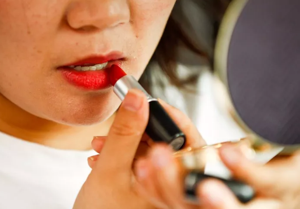 男人怎么挑逗讓女人更有欲望 哪些部位容易激發女性性欲 男人怎么挑逗讓女人更有欲望 哪些部位容易激發女性性欲