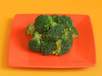 寶寶吃西蘭花的功效和好處是什么 西蘭花怎么做給寶寶吃 寶寶吃西蘭花的功效和好處是什么 西蘭花怎么做給寶寶吃