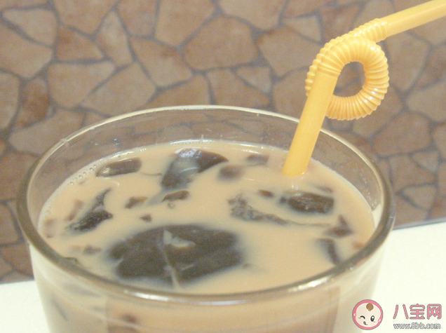 曬奶茶的朋友圈文案句子 曬奶茶配什么文字好