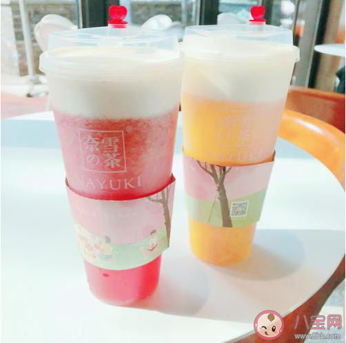 女生曬奶茶圖片的可愛微信句子 曬奶茶的圖片說說 女生曬奶茶圖片的可愛微信句子 曬奶茶的圖片說說