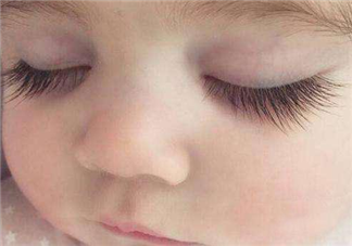 剪睫毛能變長嗎 睫毛長短是由什么決定