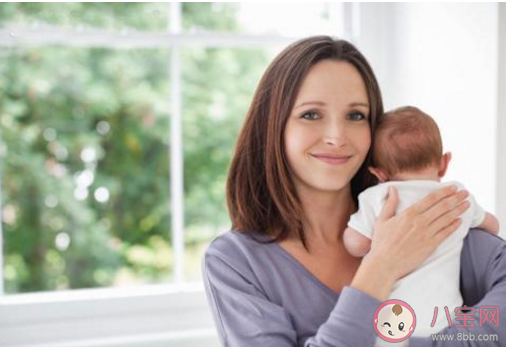 為什么寶寶喜歡被抱著走動  寶寶經常愛哭怎么辦