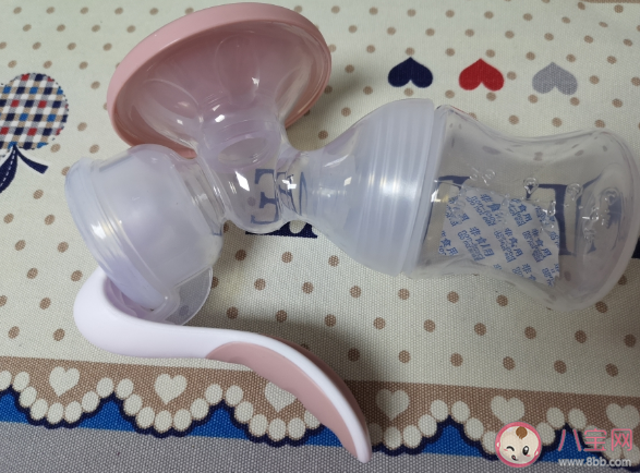 小熊手動吸奶器怎么樣 小熊手動吸奶器試用測評