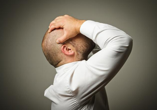 自卑和抑郁哪個(gè)比較可怕 自卑和抑郁有什么區(qū)別