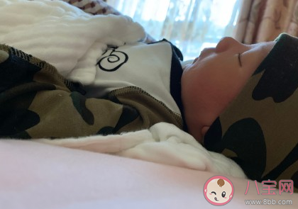 坐月子難熬怎么發朋友圈 坐月子難熬朋友圈吐槽句子