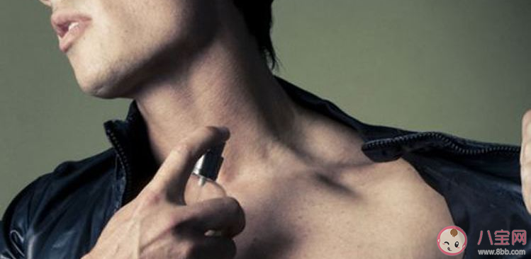男士香水噴在哪個部位效果最好 男士香水怎么噴最好 男士香水噴在哪個部位效果最好 男士香水怎么噴最好