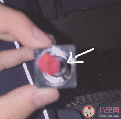 ysl416會漏是真的嗎 ysl416唇釉值得買嗎(ysl416唇釉平替）