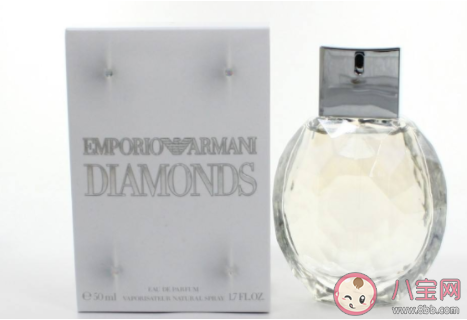 男士香水和香精有什么區(qū)別 男士香水和香精如何區(qū)分 男士香水和香精有什么區(qū)別 男士香水和香精如何區(qū)分