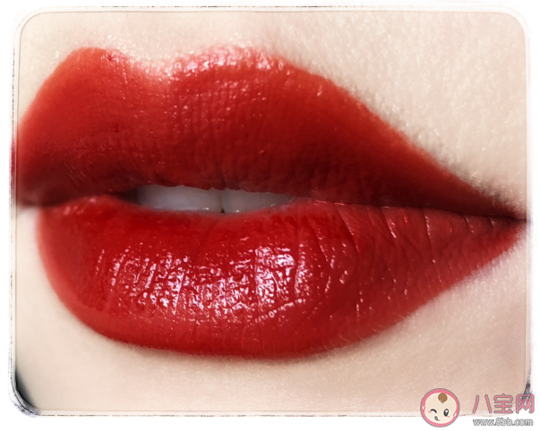 ysl416和阿瑪尼405選哪個(gè)比較好 ysl416阿瑪尼405顏色對(duì)比