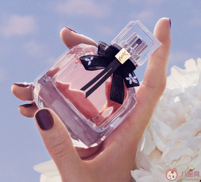 YSL反轉巴黎花溢香水味道重不重 YSL反轉巴黎花溢香水聞起來感受