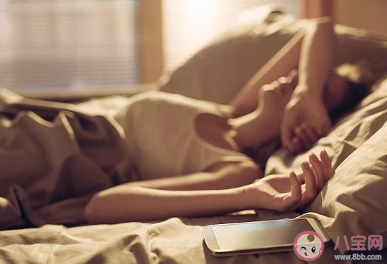 為什么越睡越困 越睡越困該怎么調節 為什么越睡越困 越睡越困該怎么調節