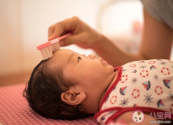 胎兒的頭發多少和孕婦有區別嗎 孕期護膚的食物有哪些 胎兒的頭發多少和孕婦有區別嗎 孕期護膚的食物有哪些