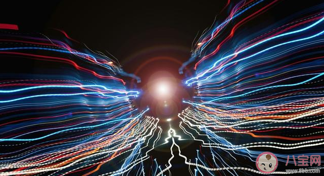 冬天身上起靜電的說說大全 被靜電電到的說說句子 冬天身上起靜電的說說大全 被靜電電到的說說句子