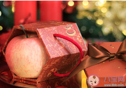 2020平安夜發朋友圈個性說說 適合平安夜發的朋友圈微信句子大全