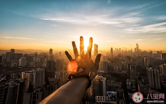 今天太陽很好的朋友圈怎么發 今天太陽很好的朋友圈說說